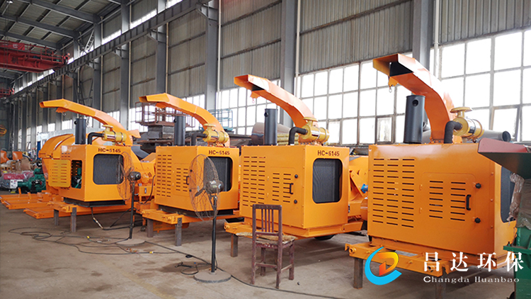 hc6130樹枝粉（fěn）碎機1.jpg