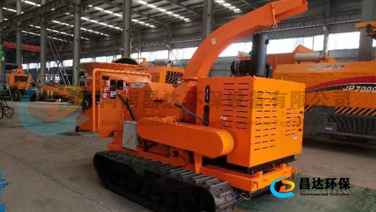 6145履帶（dài）樹（shù）枝（zhī）粉碎機.jpg